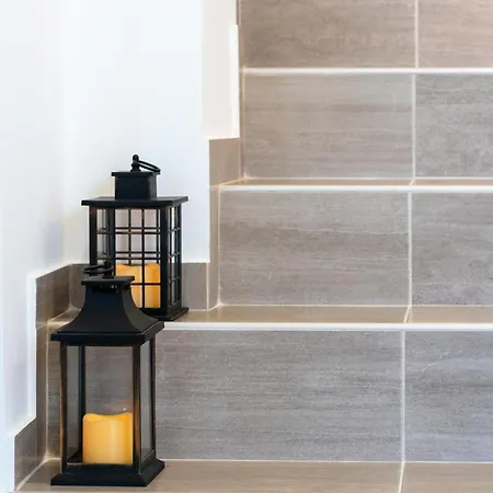 Perla, Luxury With Private Jacuzzi Períssa