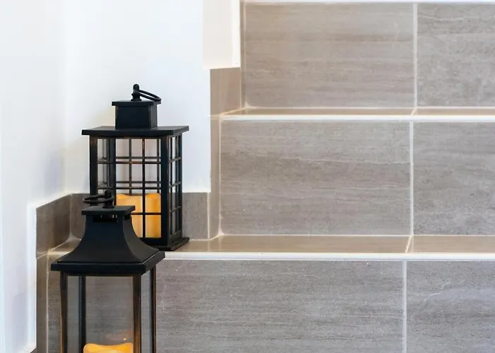 Perla, Luxury With Private Jacuzzi 페리사