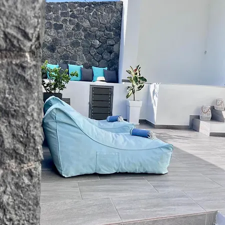 Appartement Perla, Luxury With Private Jacuzzi Perissa (Santorini)